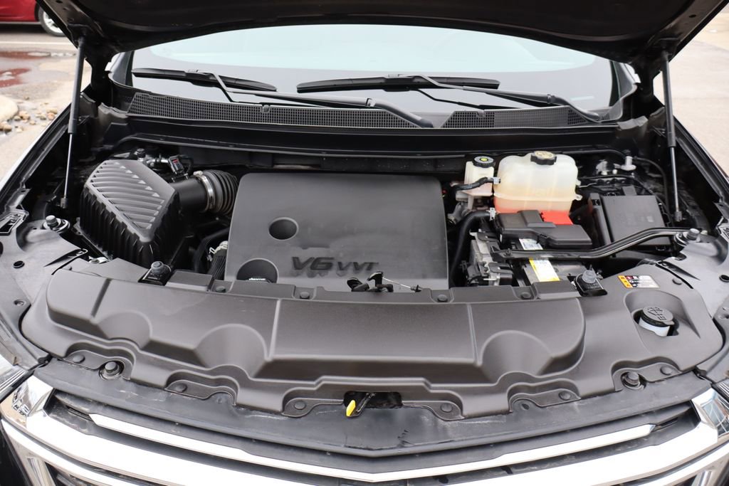 Used 2023 Chevrolet Traverse LT image 50