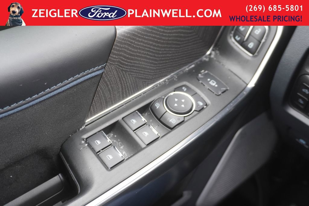 Used 2025 Ford F450 Platinum image 33