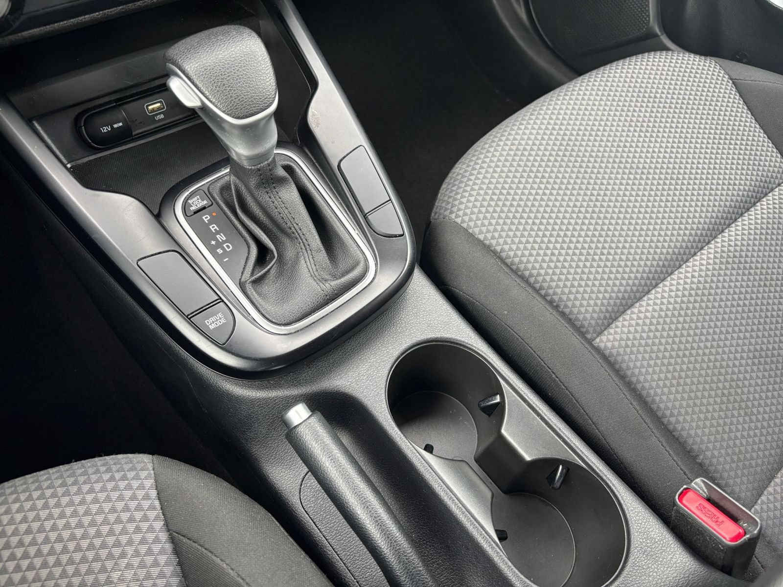 Used 2025 Kia Soul LX w/ LX Technology Package FWD image 38