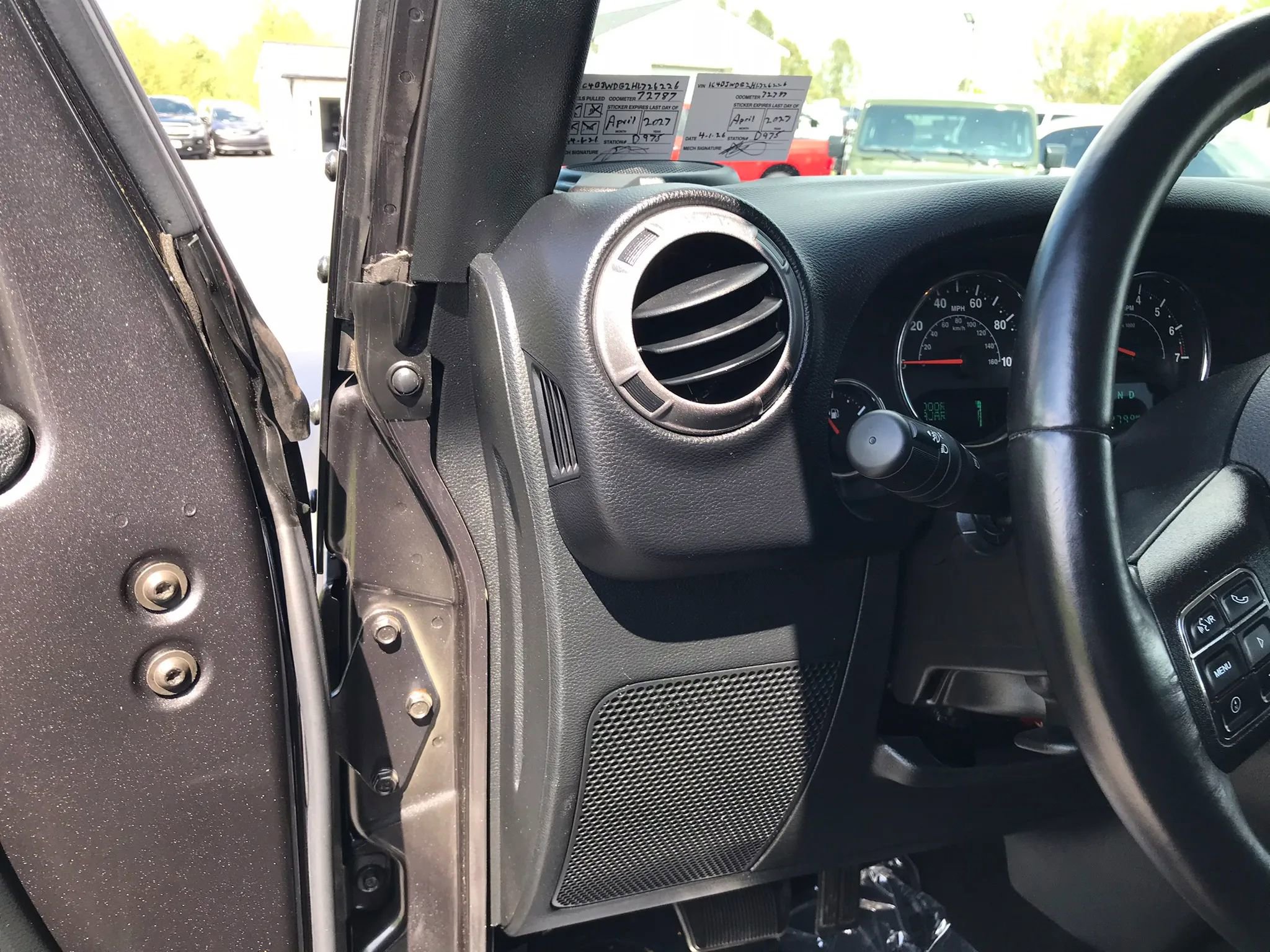 Used 2017 Jeep Wrangler Unlimited Sport w/ Quick Order Package 24S AWD/4WD image 11