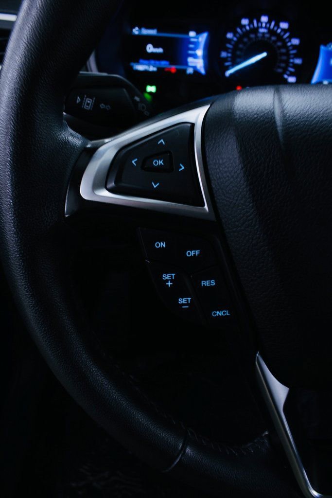 Used 2024 Ford Edge SEL image 12