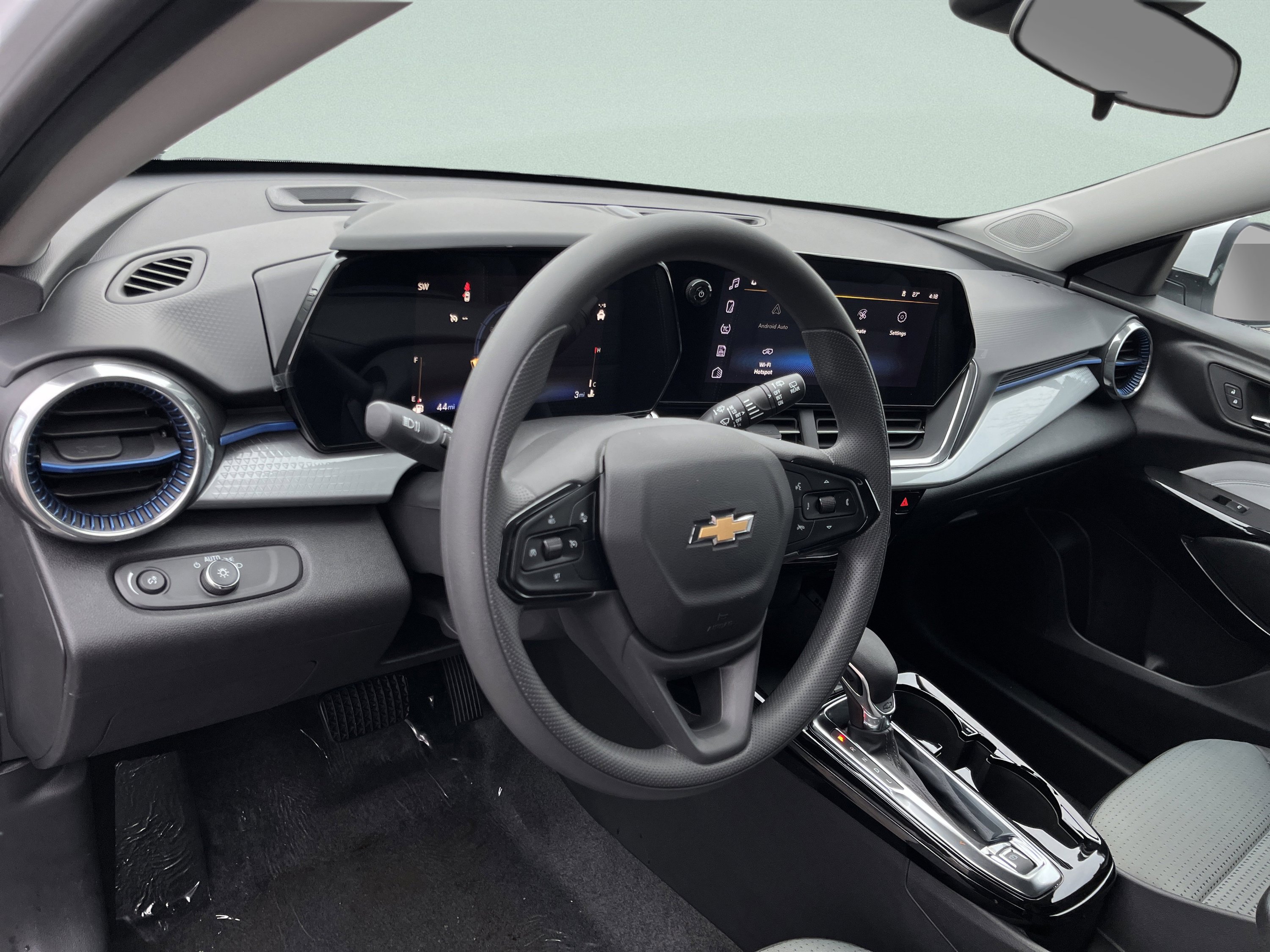 New 2026 Chevrolet Trax LT image 17