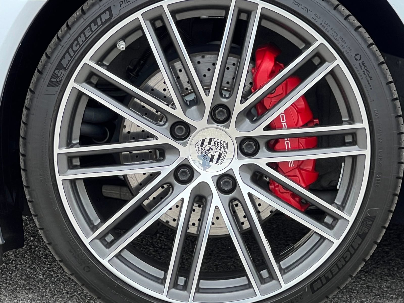 Certified 2021 Porsche 718 Cayman S RWD image 14