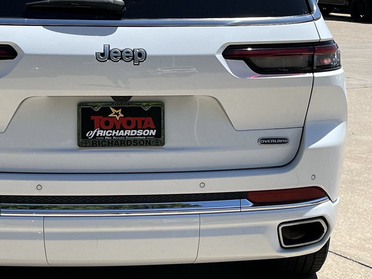 Used 2024 Jeep Grand Cherokee L Overland AWD/4WD image 6