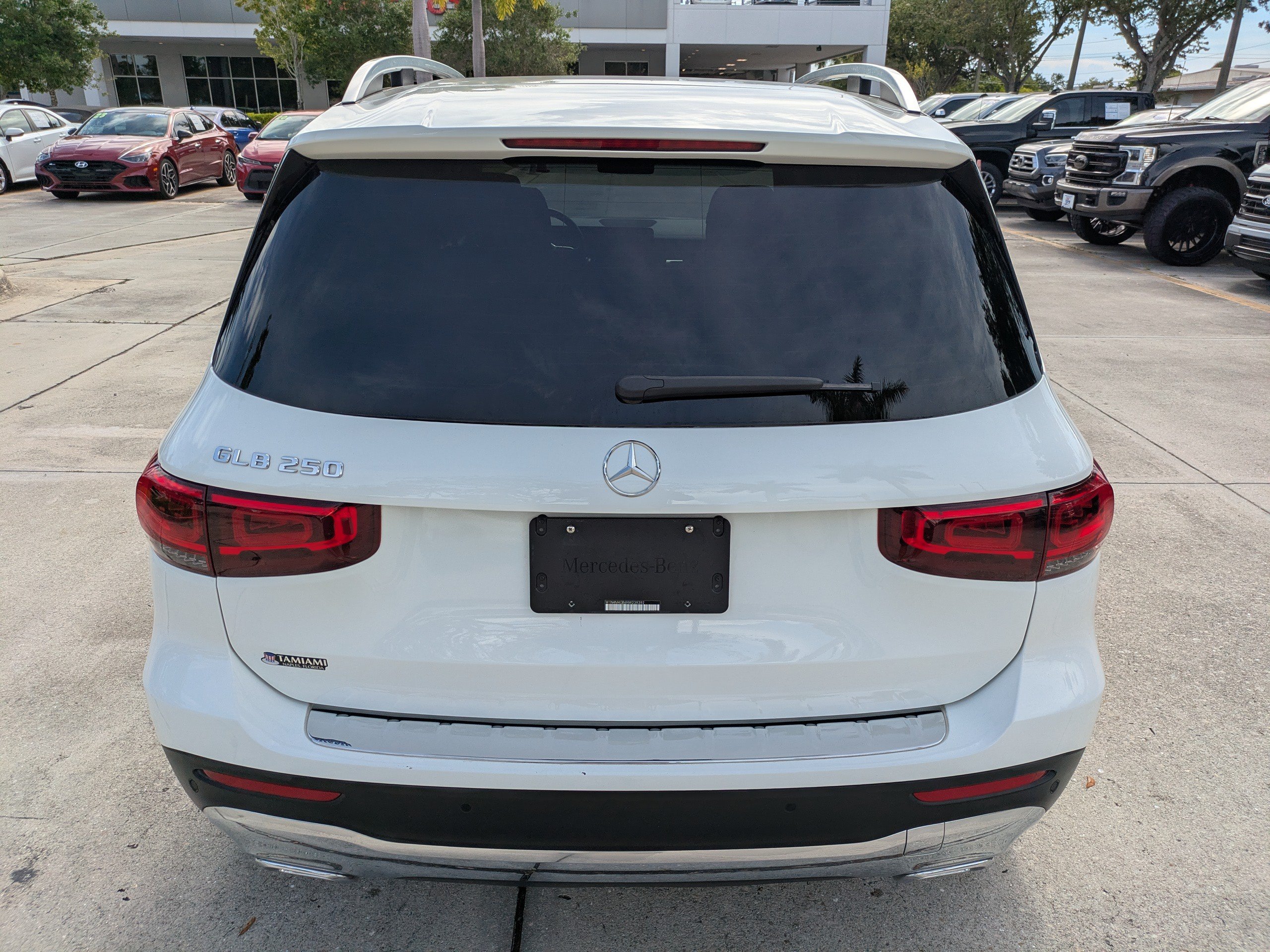 Used 2022 Mercedes-Benz GLB 250 image 5