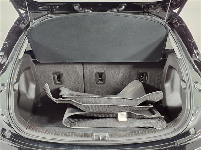 Used 2022 Chevrolet Bolt LT w/ Infotainment Package FWD image 13