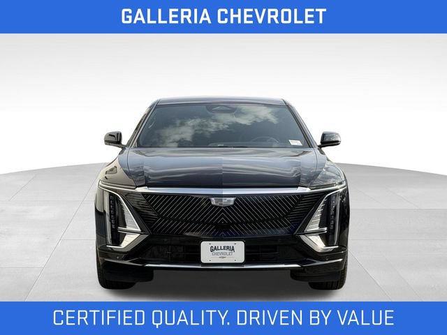 Used 2024 Cadillac Lyriq Tech RWD image 3