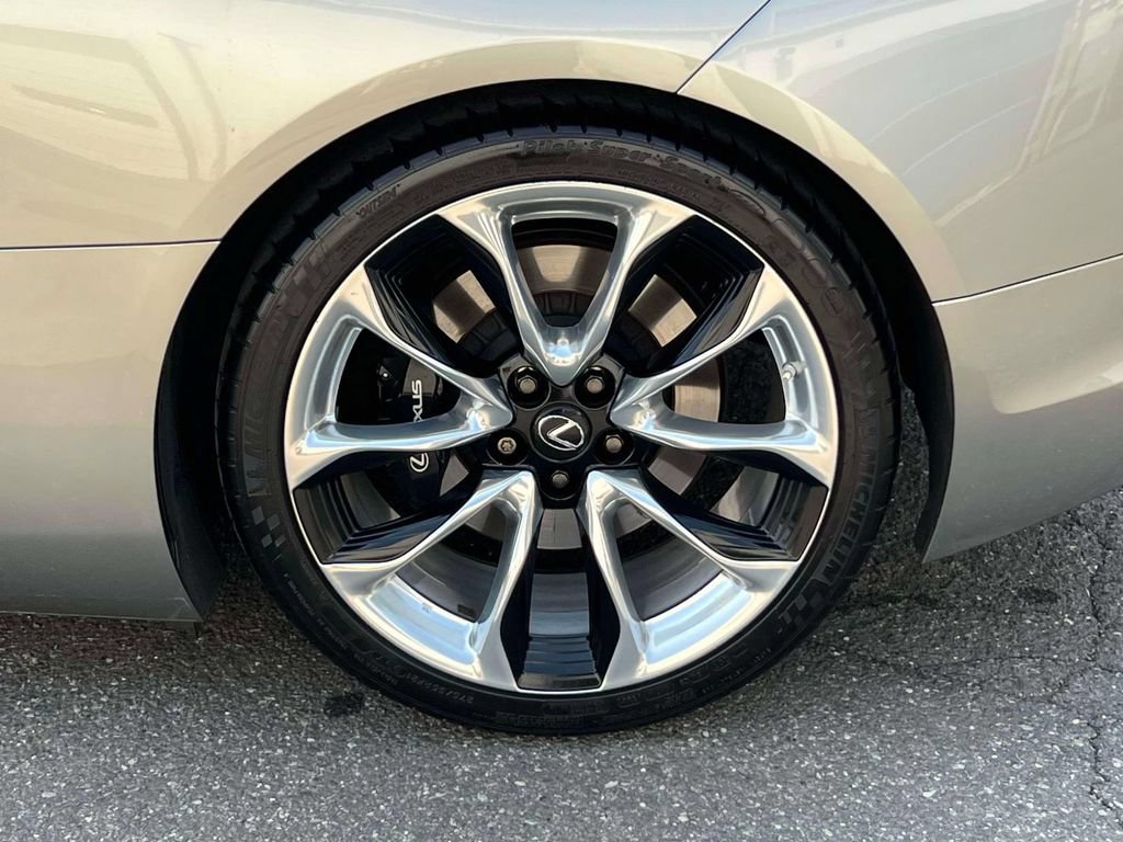 Used 2018 Lexus LC 500 Coupe w/ Sport Package RWD image 8