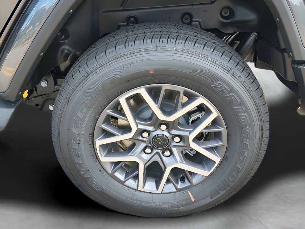 New 2025 Jeep Wrangler Sahara image 33