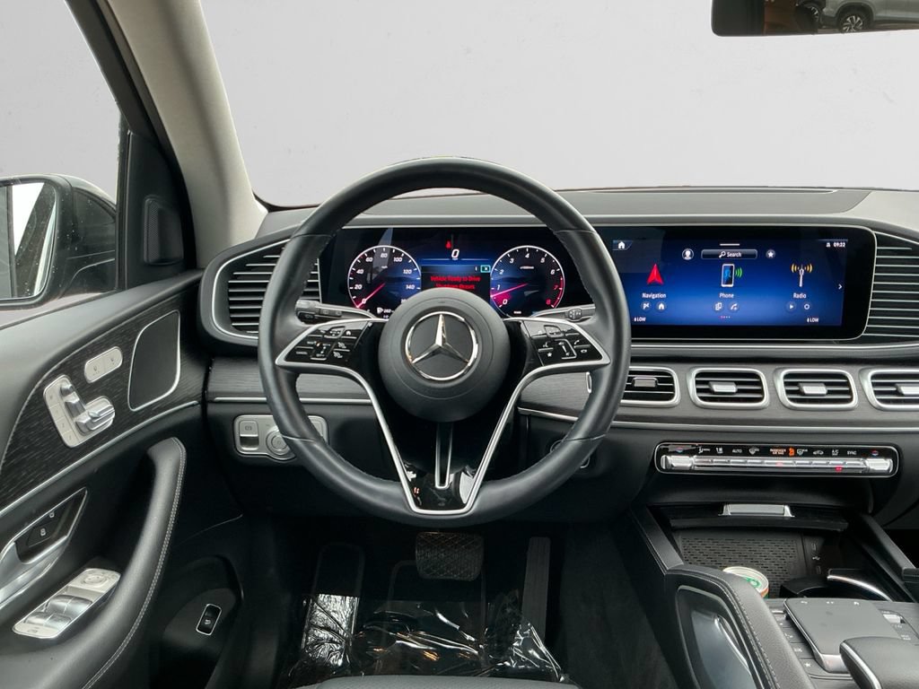 Used 2024 Mercedes-Benz GLE 350 4MATIC w/ AMG Line Exterior image 12