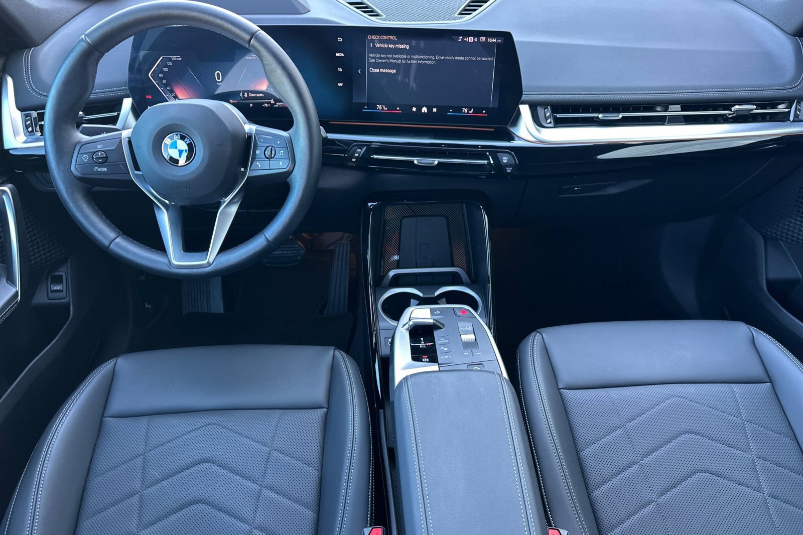 Used 2025 BMW X1 xDrive28i w/ Technology Package image 17