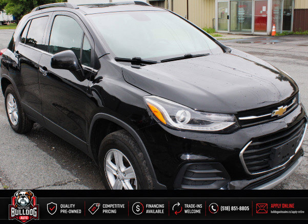 Used 2019 Chevrolet Trax LT w/ LT Convenience Package AWD/4WD image 3