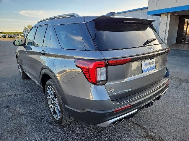 Used 2025 Ford Explorer Platinum w/ Ultimate Package AWD/4WD image 5