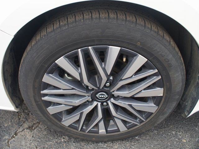 Used 2023 Nissan Altima 2.5 SV image 24