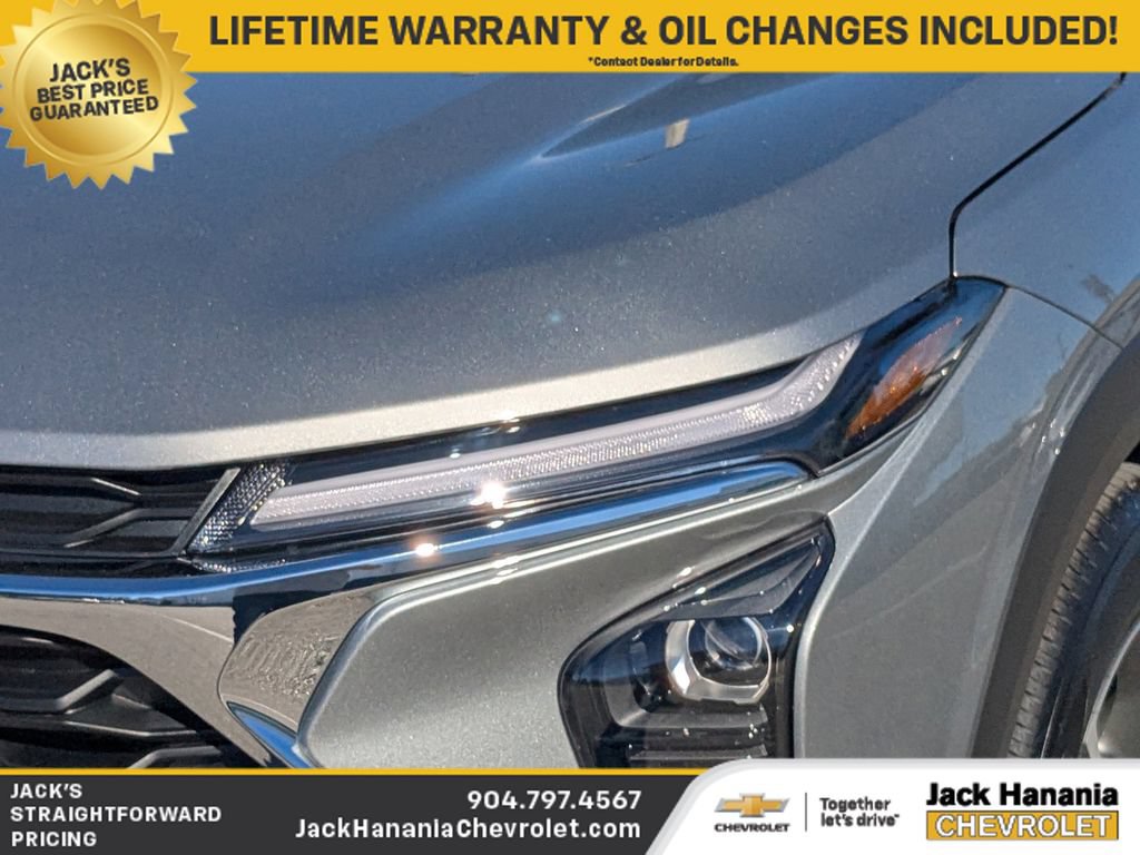 New 2026 Chevrolet Trax LT w/ Driver Confidence Package FWD image 9