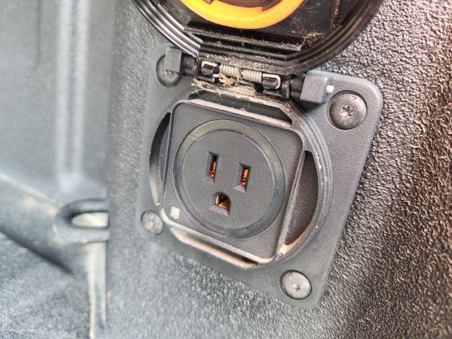 Used 2022 Chevrolet Silverado 1500 High Country w/ High Country Premium Package image 22