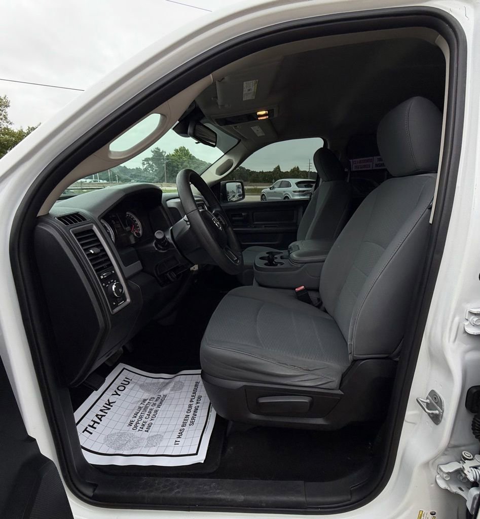 Used 2014 RAM 1500 Express RWD image 17
