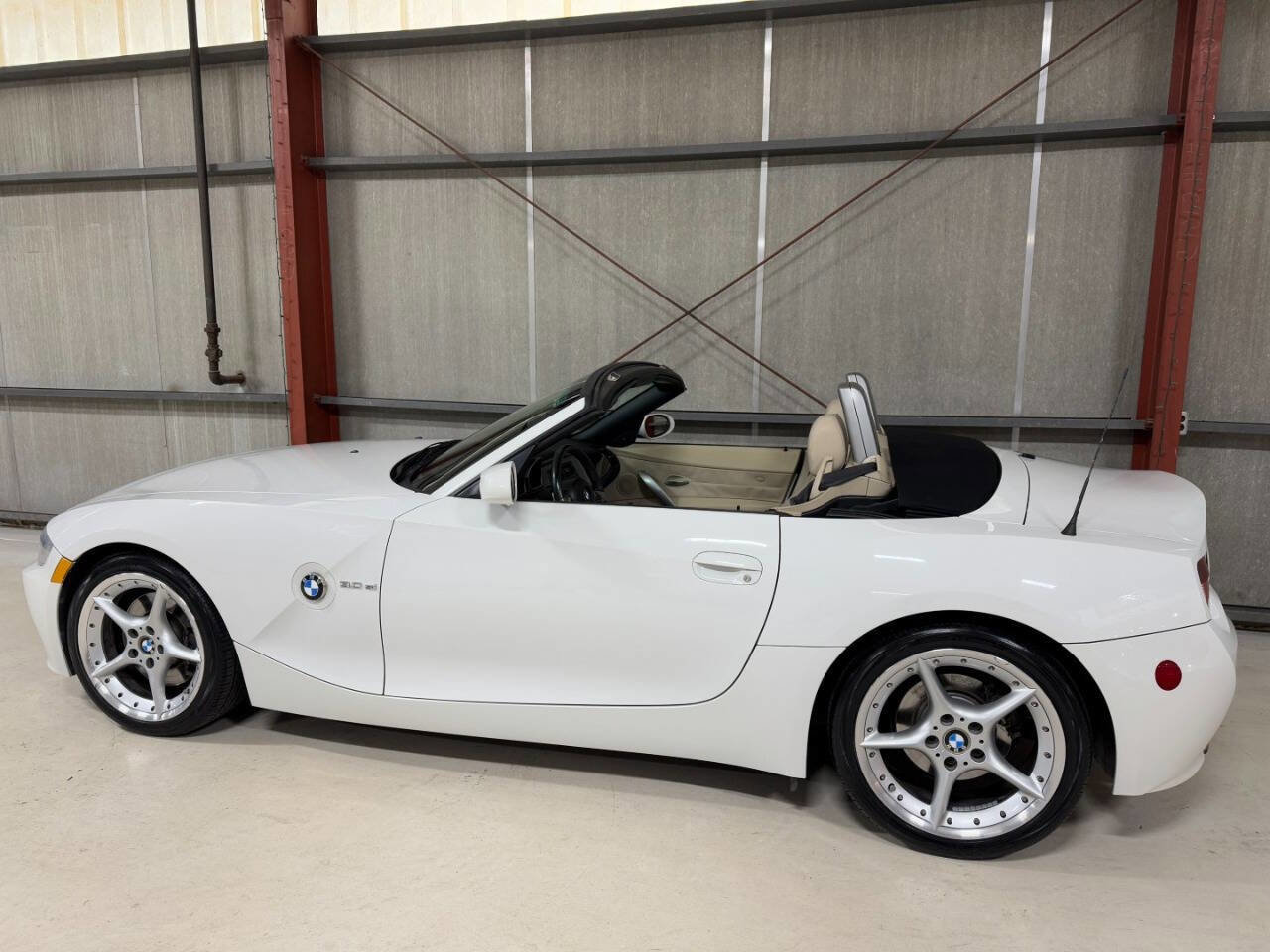 Used 2007 BMW Z4 3.0si image 7