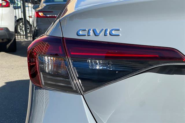 Used 2025 Honda Civic Sport image 33