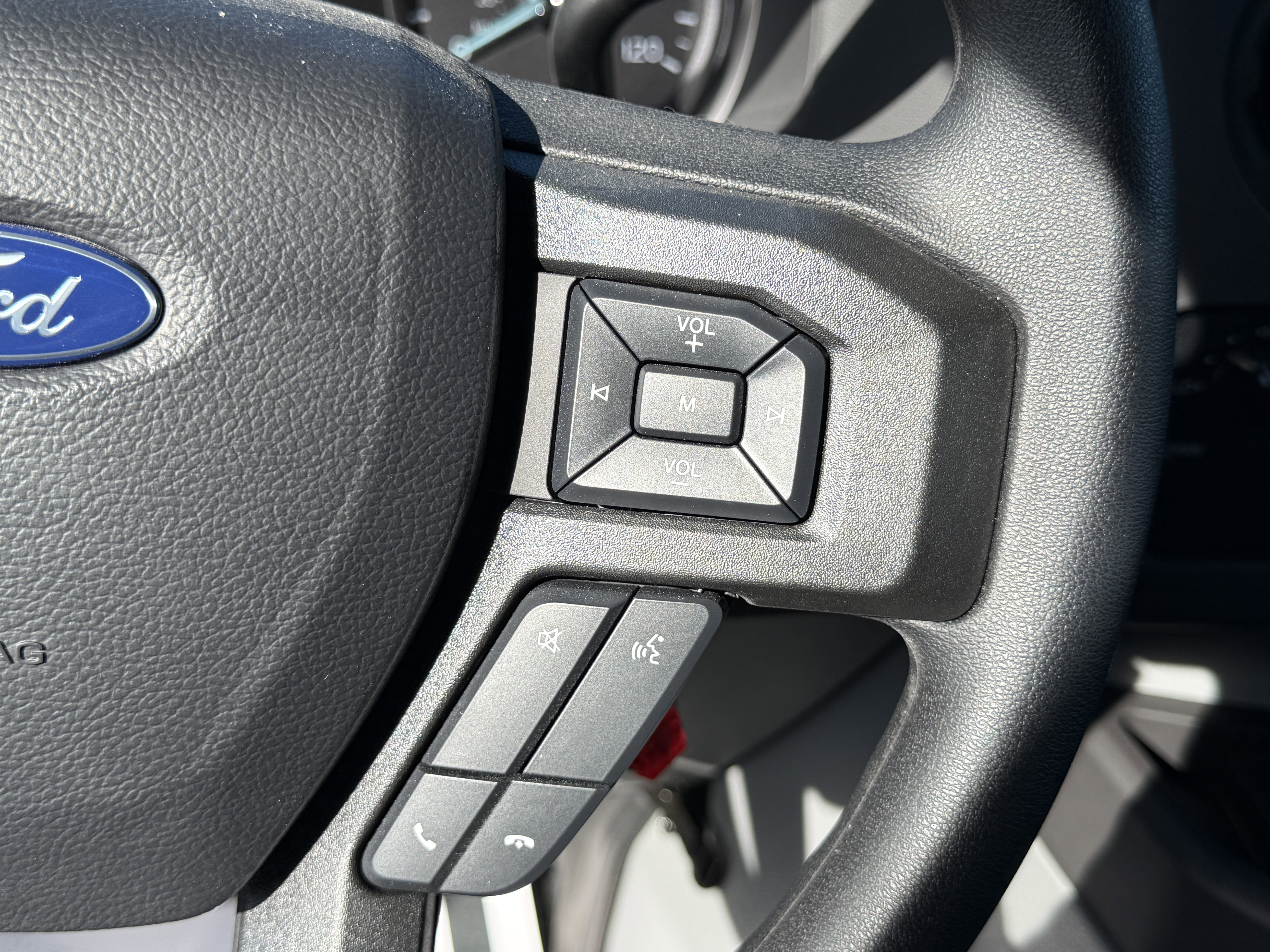 New 2026 Ford E-450 and Econoline 450 Super Duty w/ Power Equipment Group image 27