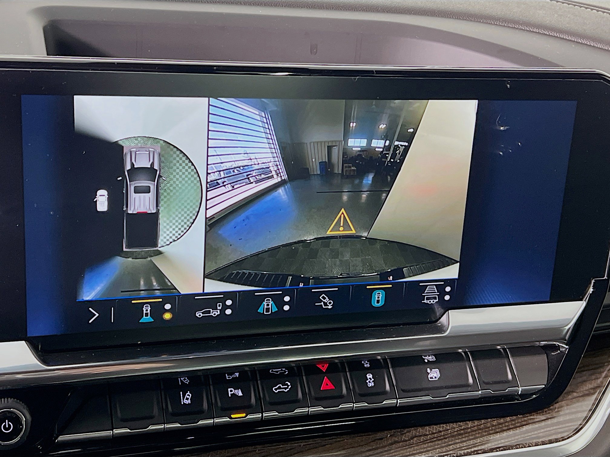 Used 2025 Chevrolet Silverado 2500 LT w/ Safety Package image 9