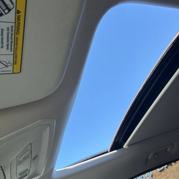 Used 2019 Ford Escape SEL AWD/4WD image 25