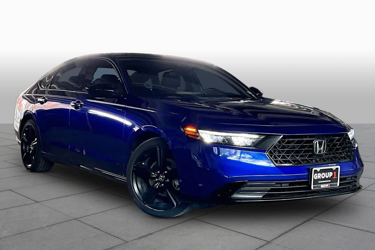 Used 2024 Honda Accord Sport image 2