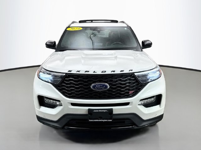 Used 2023 Ford Explorer ST w/ Equipment Group 401A AWD/4WD image 2