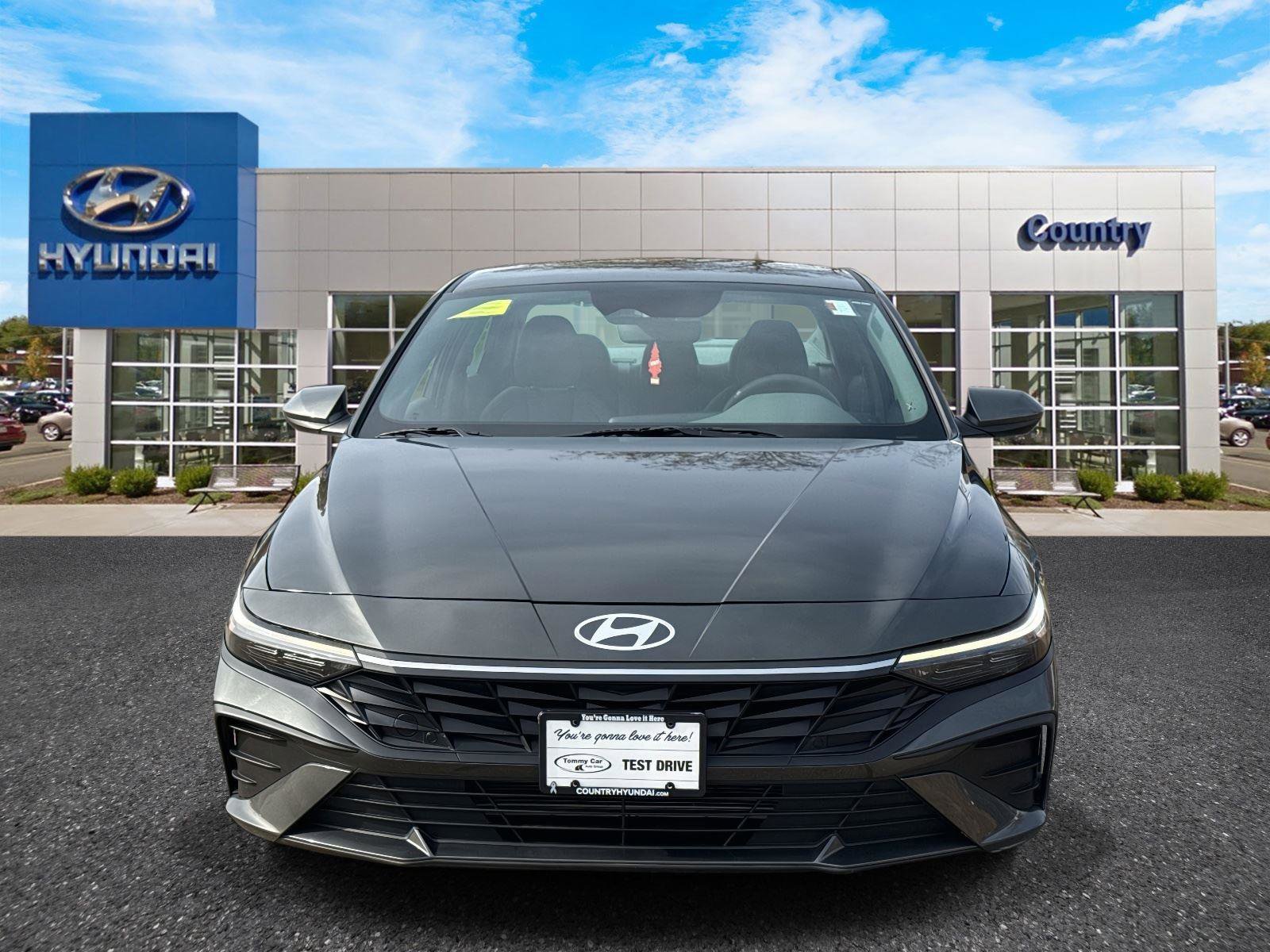 Certified 2024 Hyundai Elantra SEL image 2