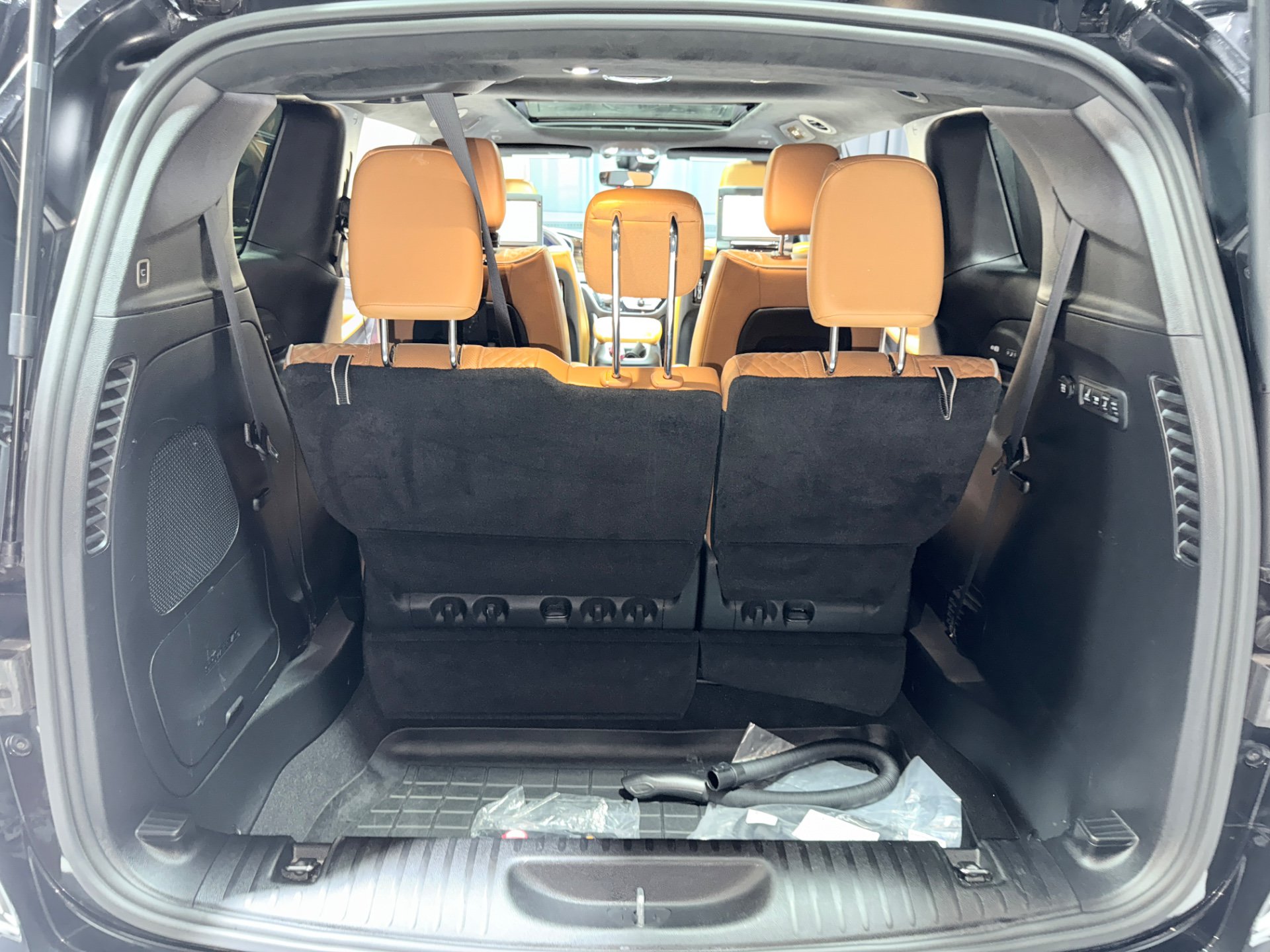 Used 2021 Chrysler Pacifica Pinnacle AWD/4WD image 74