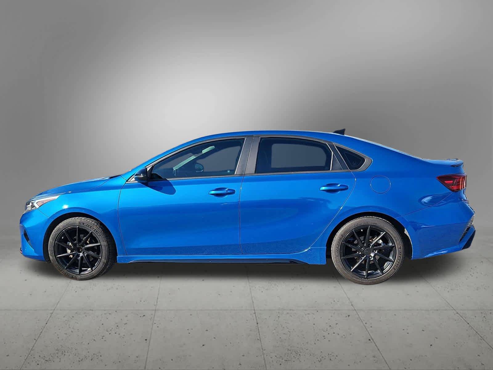 Used 2023 Kia Forte GT-Line FWD image 3