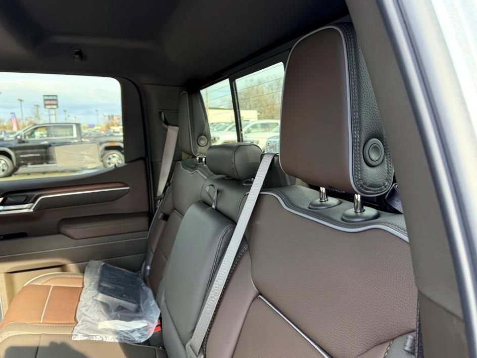 New 2026 GMC Sierra 1500 Denali image 6
