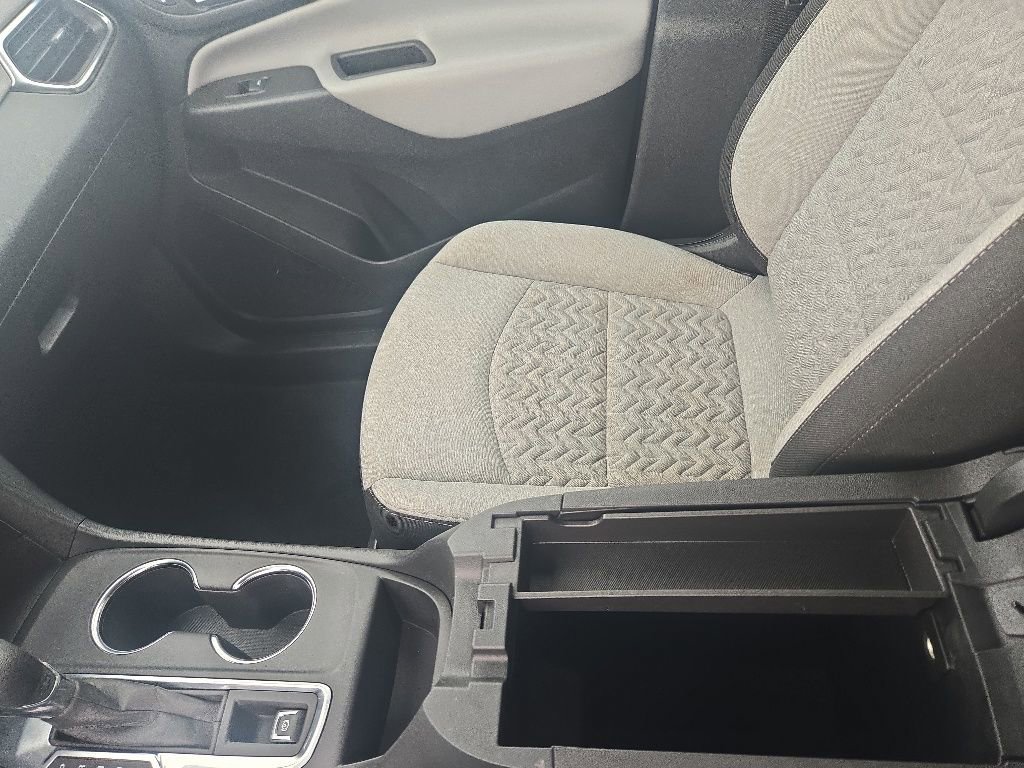 Used 2024 Chevrolet Equinox LS FWD image 22