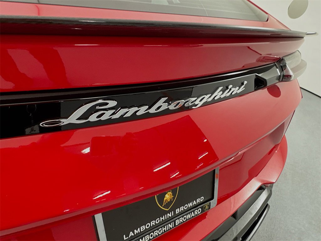 Used 2023 Lamborghini Urus Performante image 29