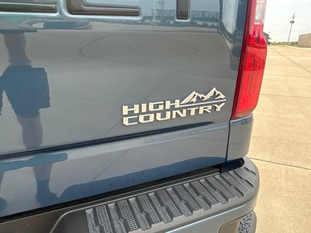 Used 2024 Chevrolet Silverado 1500 High Country w/ High Country Premium Package AWD/4WD image 31