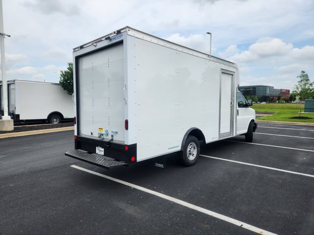New 2024 Chevrolet Express 3500 w/ Power Convenience Package RWD image 8