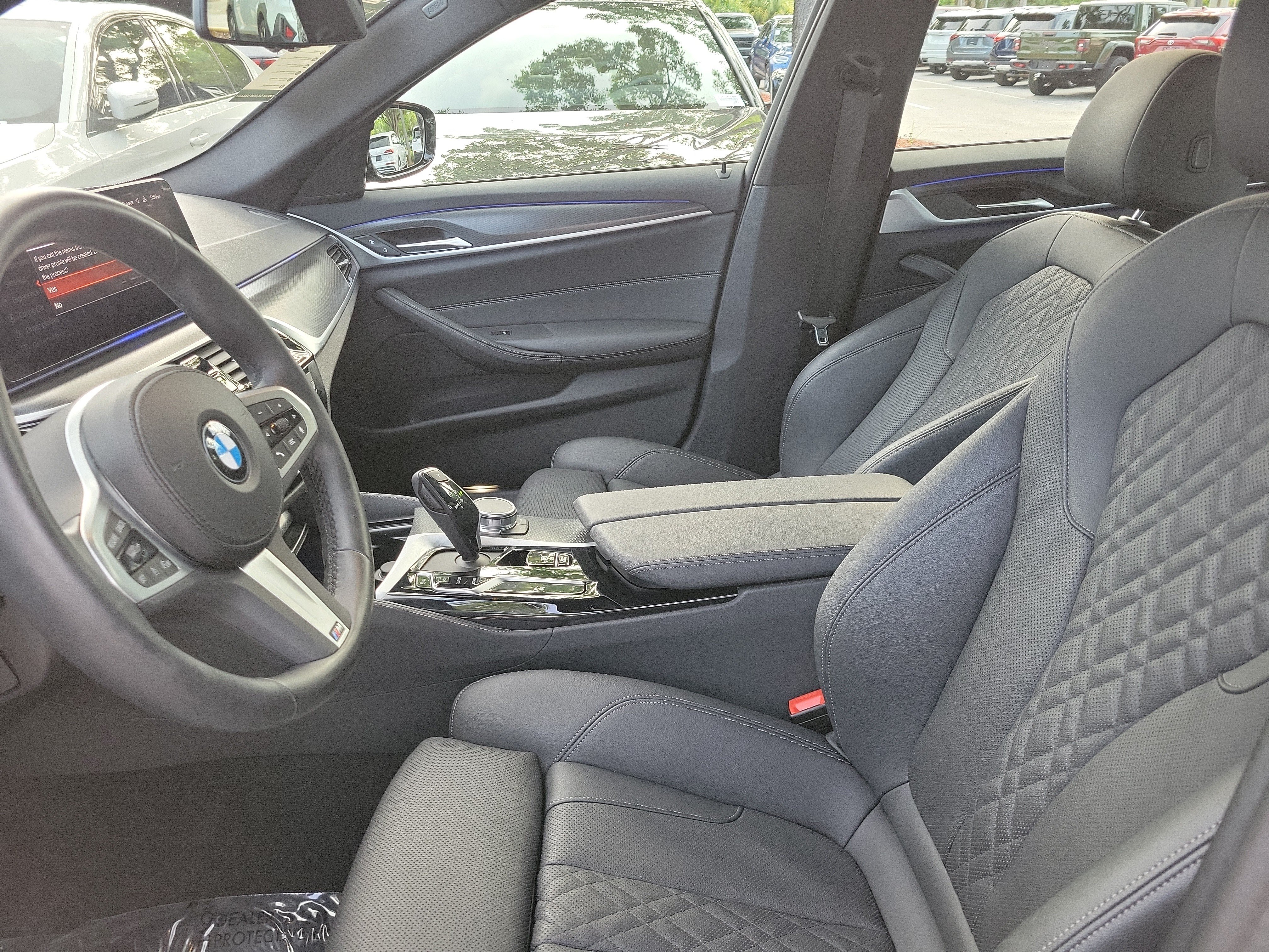Used 2023 BMW 540i w/ M Sport Package RWD image 13