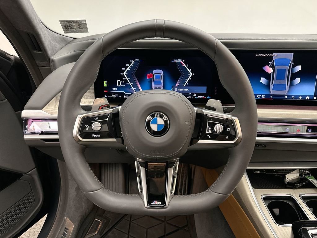 Used 2024 BMW 760i xDrive w/ Executive Package AWD/4WD image 30