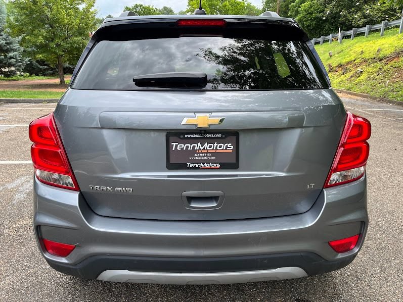 Used 2020 Chevrolet Trax LT w/ LT Convenience Package AWD/4WD image 42