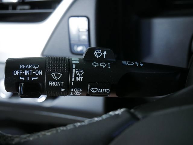 Used 2020 GMC Yukon SLT AWD/4WD image 26