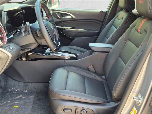 New 2026 Chevrolet Trax RS w/ Driver Confidence Package FWD image 4