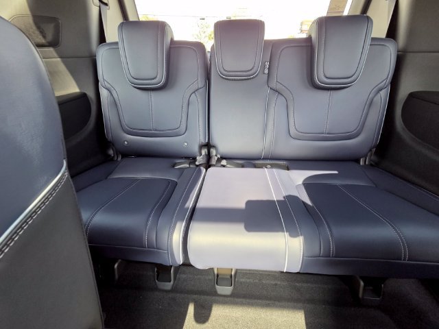 New 2026 INFINITI QX80 4WD w/ Sport Exterior Package image 14