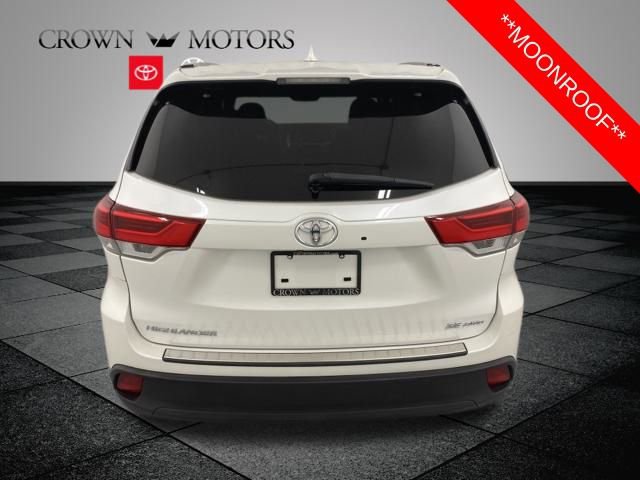 Used 2018 Toyota Highlander SE image 5
