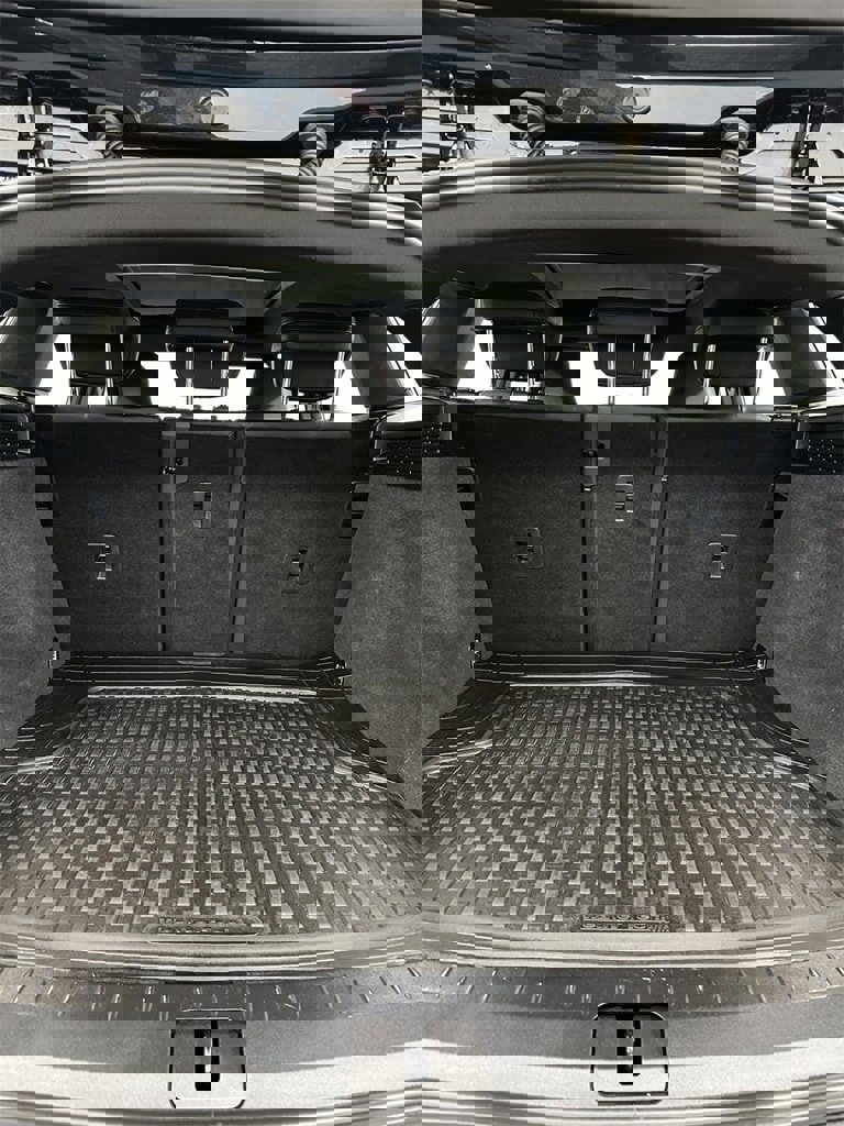 Used 2023 Fisker Ocean Ultra image 36