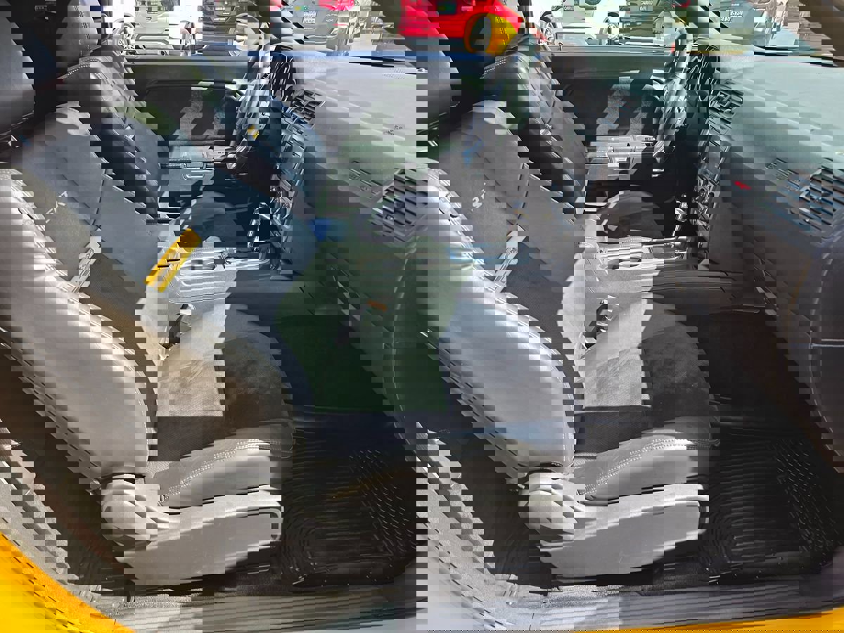 Used 2012 Dodge Challenger SRT8 Yellow Jacket w/ Premium Sound Group image 10