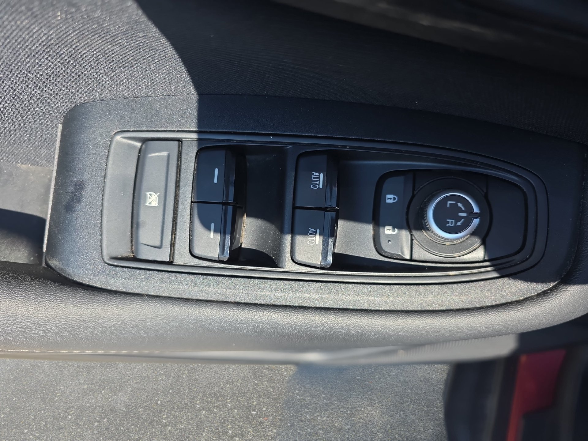 Used 2022 Subaru Outback Premium AWD/4WD image 27