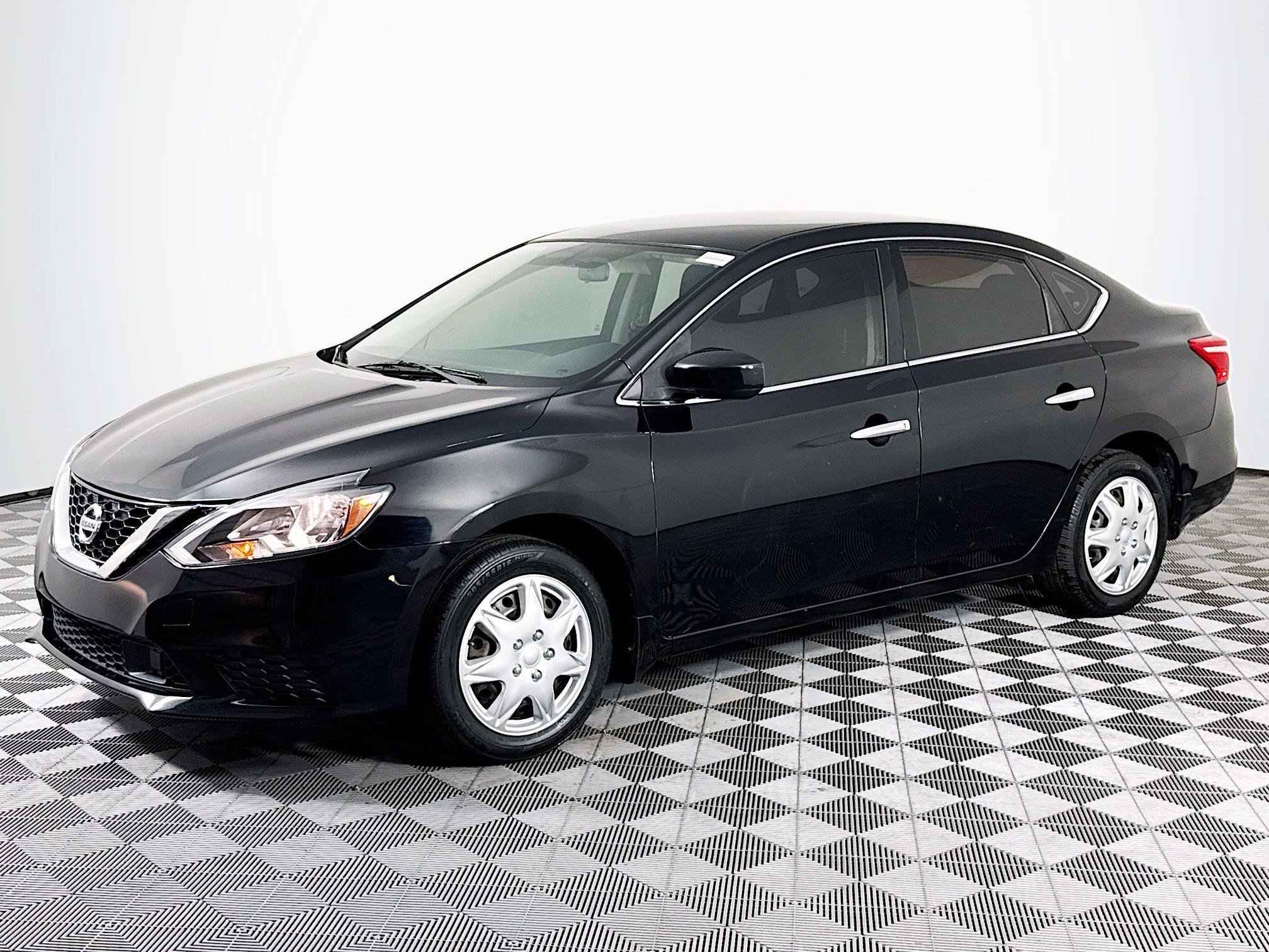 Used 2019 Nissan Sentra S image 4