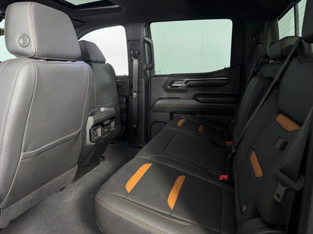Used 2024 GMC Sierra 1500 AT4 w/ Technology Package image 25