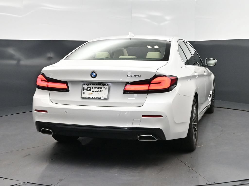 Certified 2023 BMW 530i w/ Premium Package RWD image 7