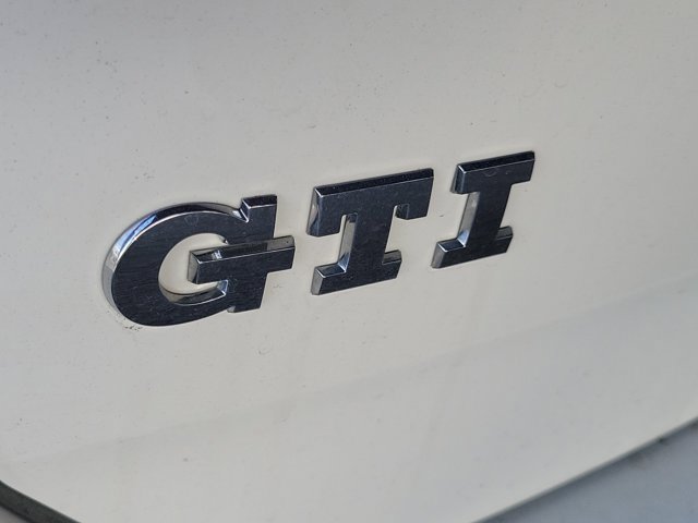 Used 2018 Volkswagen GTI S FWD image 11